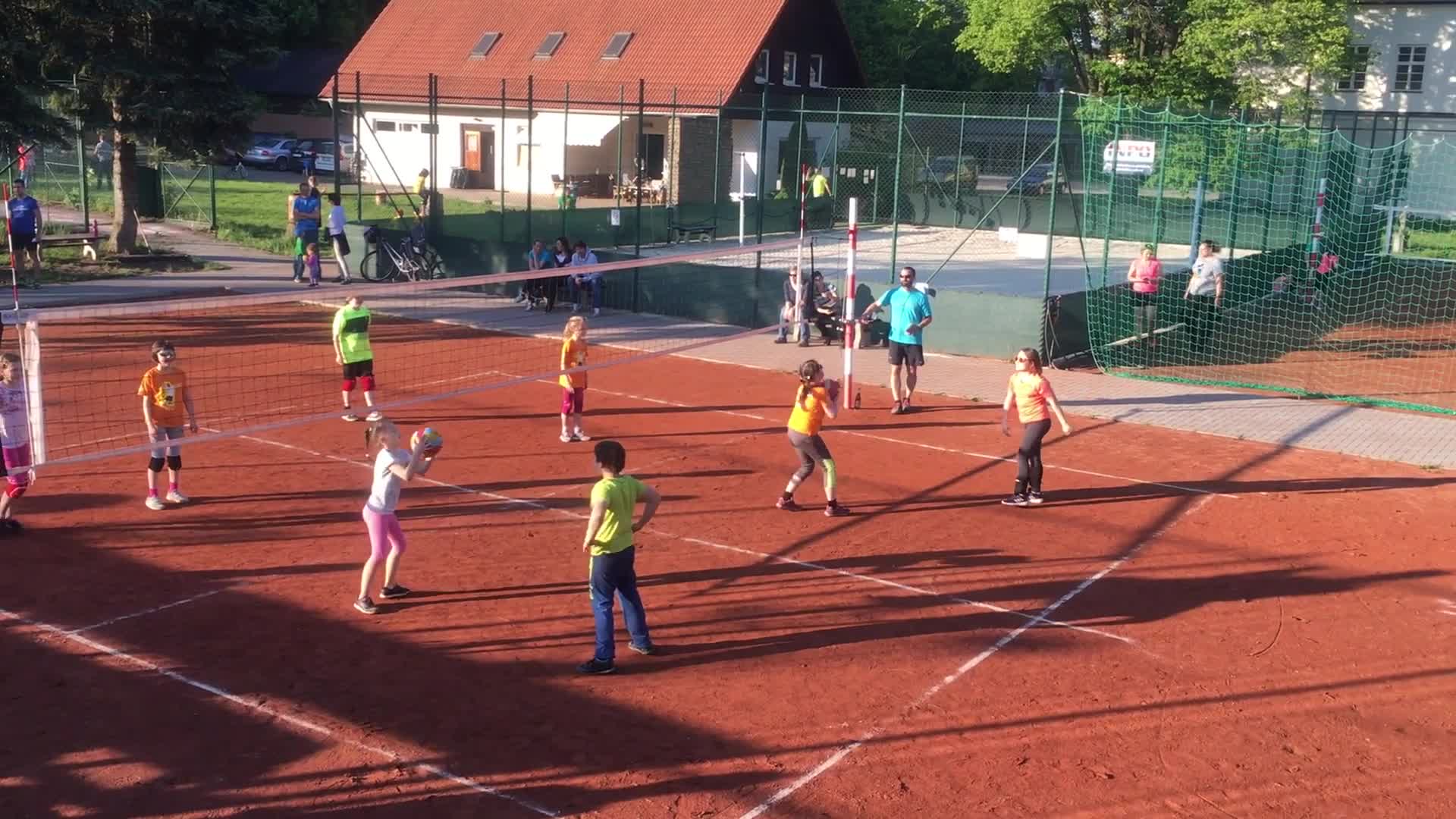 Minivolejbalový turnaj v Hošťálkové